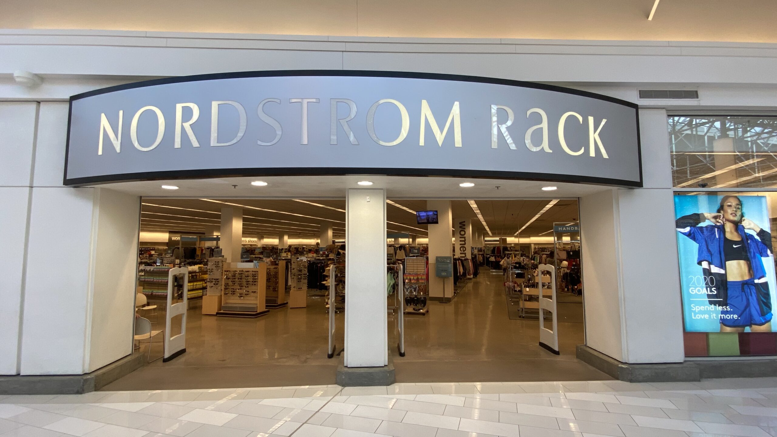 Ross Stores Similar Companies - Nordstrom Rack